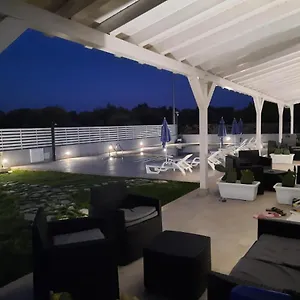 Hotel apartamentowy Perladelmare, Avola